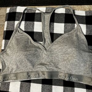 Calvin Klein lightly lines bralette size XL new with tags!